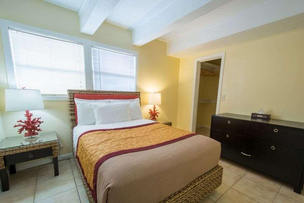 Royal Beach Hutchinson Island Hotel 3*